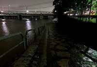 台風12号の雨による旭川増水風景