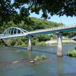 八幡橋と旭川
