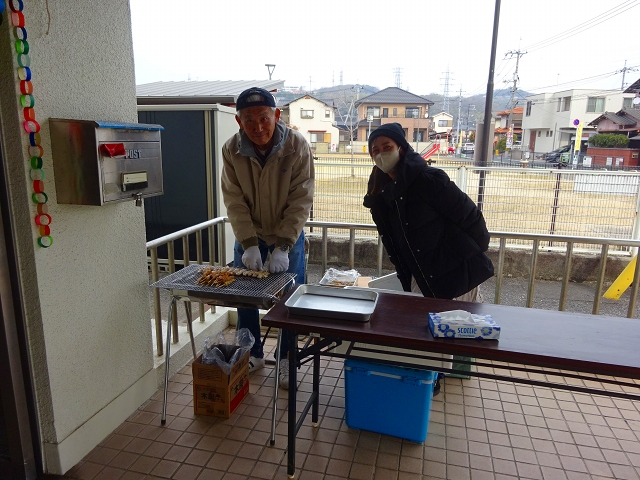 焼き鳥販売中