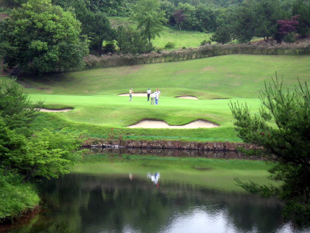 INスタート組の10番ホール。