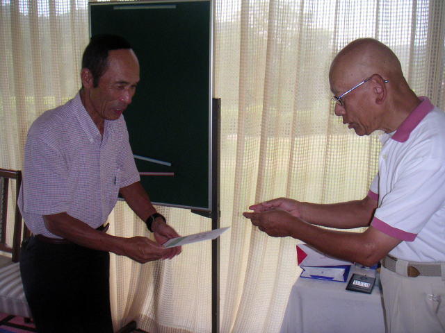 優勝の 尾高 実さん。