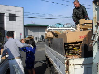 トラック