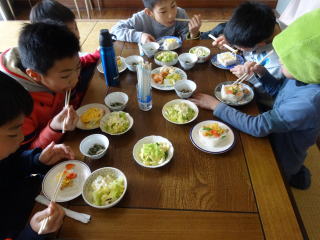 春の押し寿司