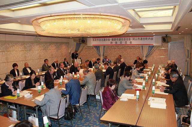 �o���𗬉�