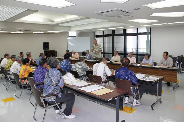 ���@���C