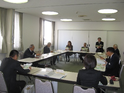 �O�s�o���𗬕׋���