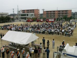 �J��i�P���̎Q���ҁj