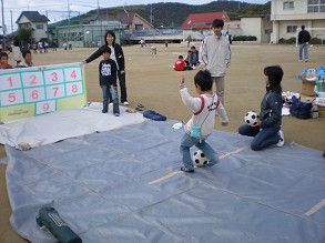 �T�b�J�[�Q�[��