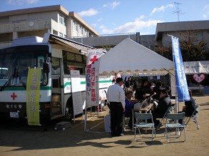 �˓�w�戤��Ɠ��Ԃ̃R�[�i�[