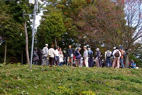 �����𕷂��Q����