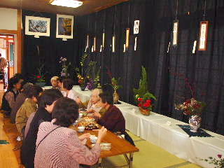 ��Q�O�񏯓��R�~���j�e�B�Ղ�@�T