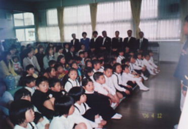 �Ђ���N���u�@�Q