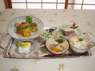 ��R��j�����������@�R