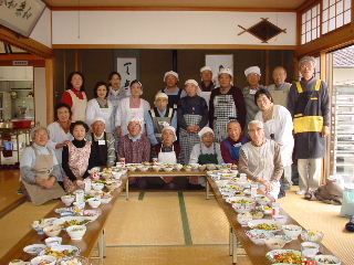 ��R��j�����������@�S