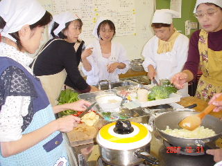 ��T��h�{�����̗l�q�@�Q