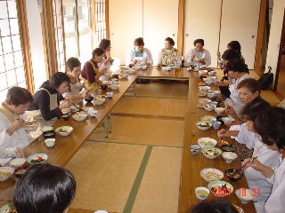 ��T��h�{�����̗l�q�@�U