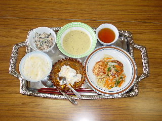 ��U��h�{�����@�S