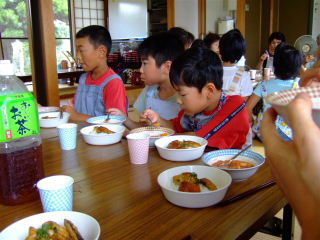 �e�q���������@�U