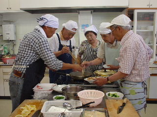 第１回男性料理教室　３