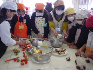 庄内小学校放課後プラン料理教室　２