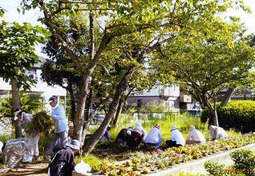 遊園地の整備作業奉仕 遊園地の整備作業奉仕