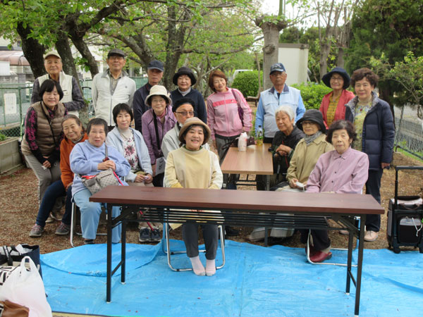 元気の出る会集合写真 元気の出る会集合写真