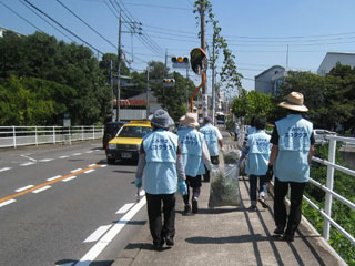 県道の草取り2013年9月 県道の草取り2013年9月