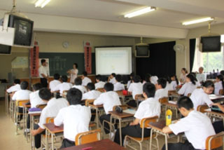 活動の様子(1) 活動の様子(1)