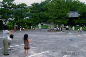 曹源寺駐車場でのラジオ体操 曹源寺駐車場でのラジオ体操