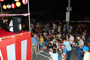 盆踊りのフィナーレ抽選会 盆踊りのフィナーレ抽選会