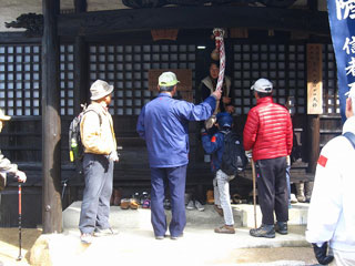 ゴロゴロ大師で参拝 ゴロゴロ大師で参拝