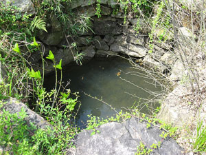 笄の井戸 笄の井戸