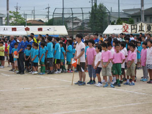 開会式に整列した選手 開会式に整列した選手