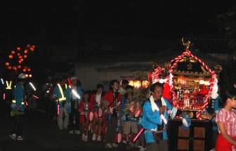だんじり巡行(3) だんじり巡行(3)