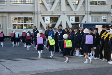 富山小学校正門(2) 富山小学校正門(2)
