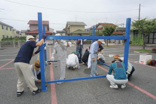 櫓の組み立て作業 櫓の組み立て作業