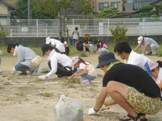 参加者の作業の様子(2) 参加者の作業の様子(2)