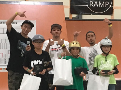 GS8 表彰式(前列中央が昂君) GS8 表彰式(前列中央が昂君)