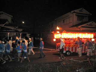 だんじり巡行の様子 だんじり巡行の様子