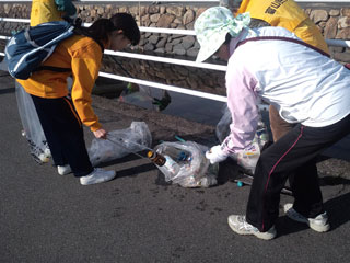 ごみの回収(2) ごみの回収(2)