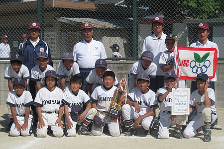 準優勝の富山Aチーム 準優勝の富山Aチーム