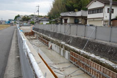 底が固まると側面への打設 底が固まると側面への打設