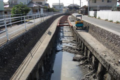 新世紀橋から南方向を望む 新世紀橋から南方向を望む