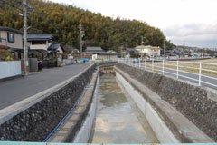 新世紀橋から北方向を望む 新世紀橋から北方向を望む