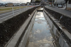 ふれあい橋から西方向を望む ふれあい橋から西方向を望む