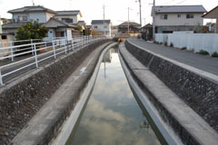 新世紀橋から南方向を望む 新世紀橋から南方向を望む