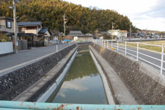 新世紀橋から北方向を望む 新世紀橋から北方向を望む