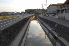 ふれあい橋から西方向を望む ふれあい橋から西方向を望む