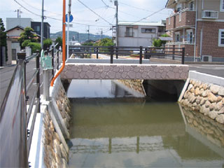 改修後の橋 改修後の橋