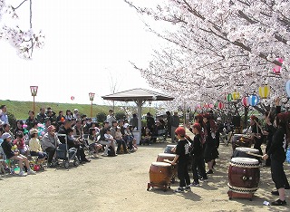 富山天龍太鼓の演奏 富山天龍太鼓の演奏